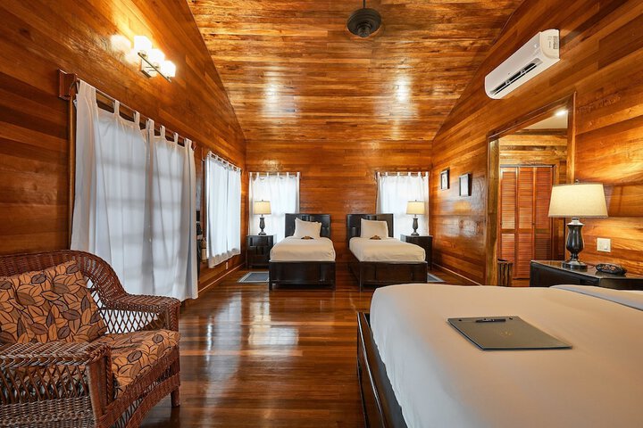 Room 15 of 109