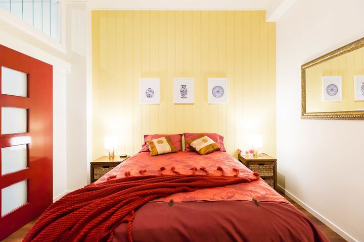 Room 3 of 20