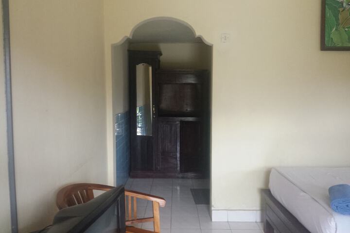 Room 21 of 54