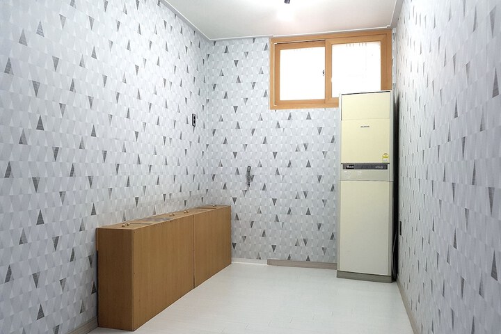 Room 19 of 150