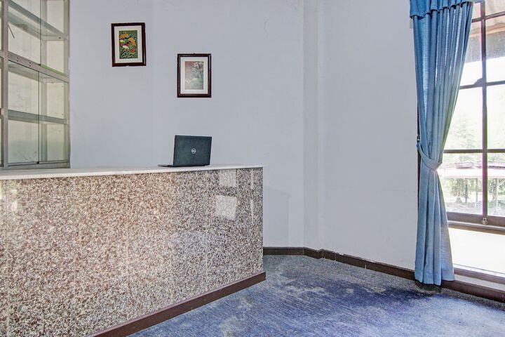 Hotel Interior 6 of 24