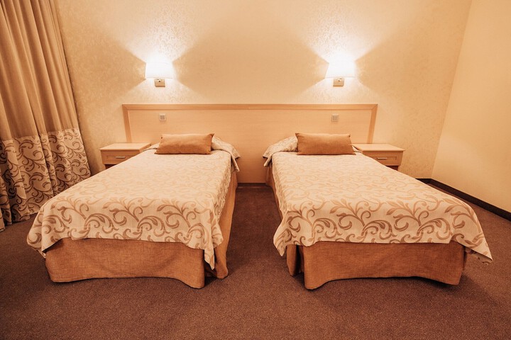Room 33 of 123