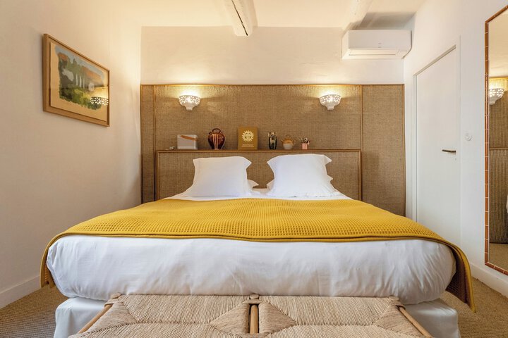 Hotel Interior 107 of 138