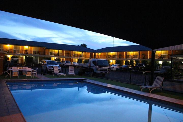 Hotel Pool