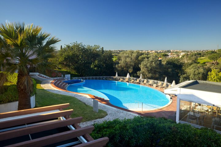 Hotel Pool
