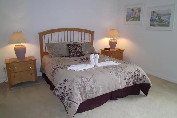 Room 2 of 17