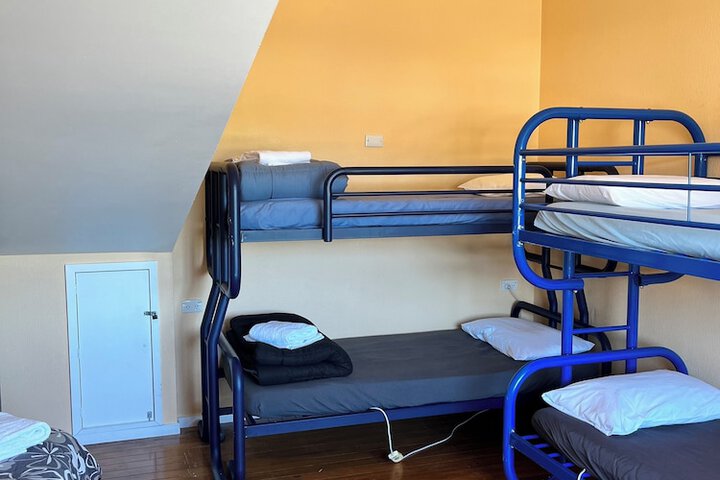Room 3 of 41