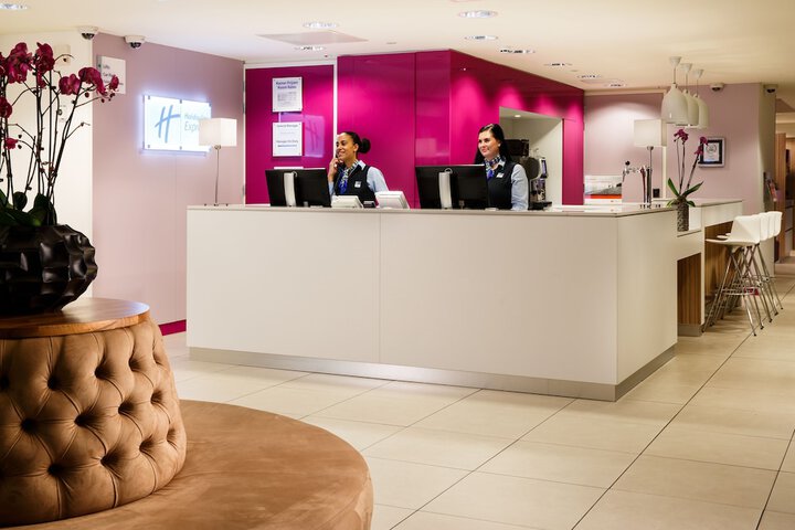 Guest Lobby