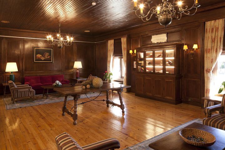 Lobby Entry
