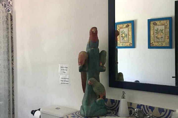 Room 35 of 63