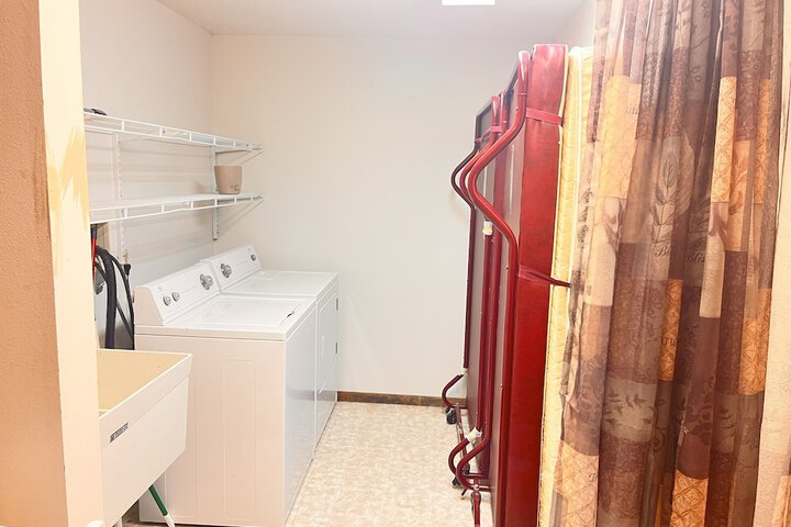 Laundry 113 of 202