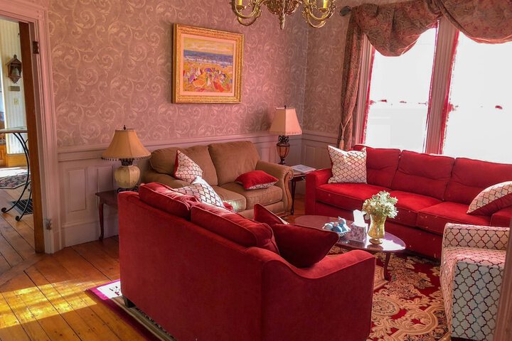 Grand Victorian Inn