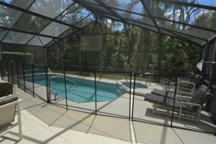Pool 12 of 24