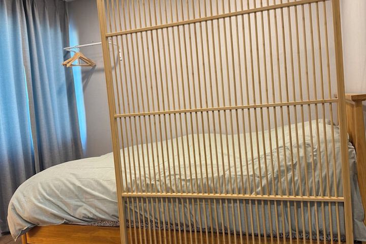Room 7 of 42