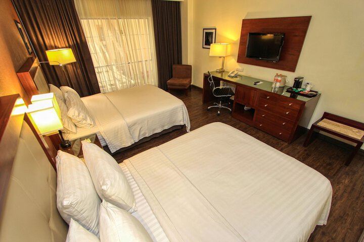 Room 26 of 150