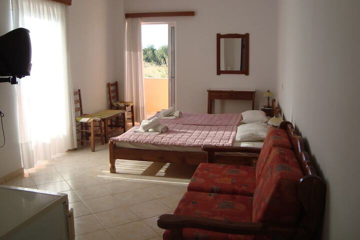Room 72 of 110