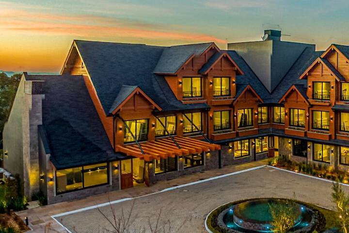 Château Laghetto Collection in Gramado