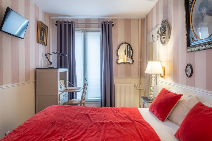 Room 15 of 50