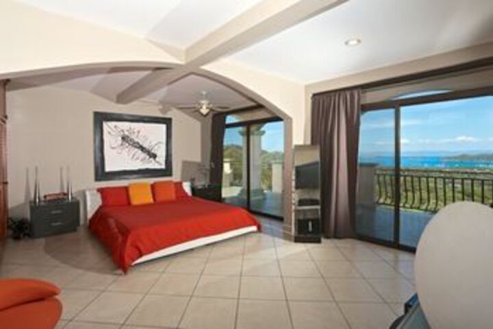 Room 30 of 64
