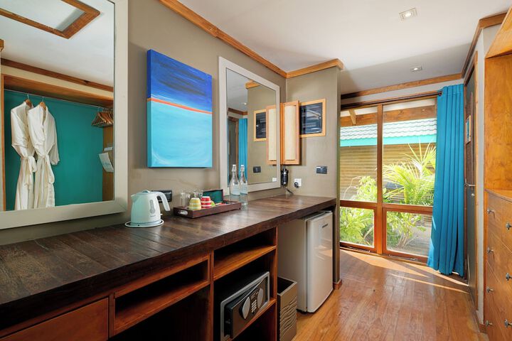 Room amenity