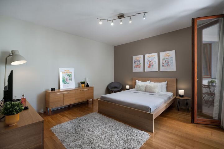 Room 15 of 79