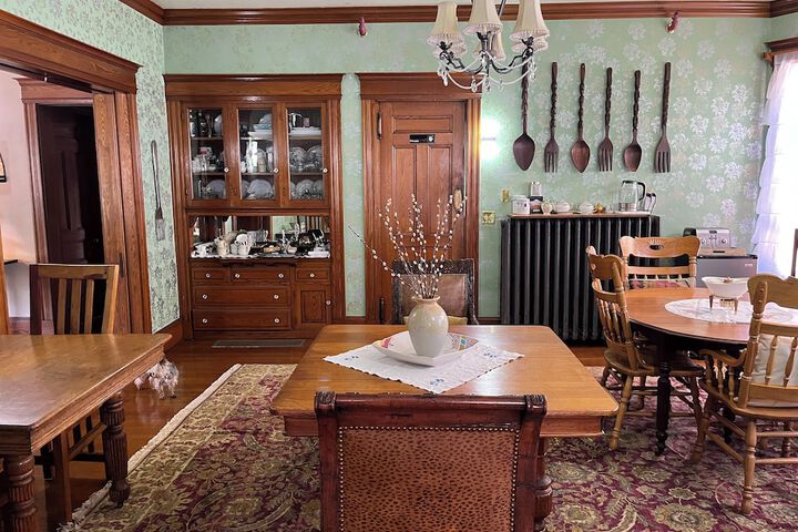 Breakfast/Coffee Service 25 of 35