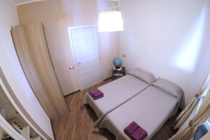 Room 23 of 31