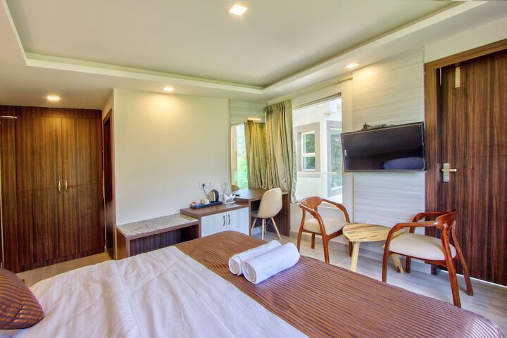 Room 34 of 61