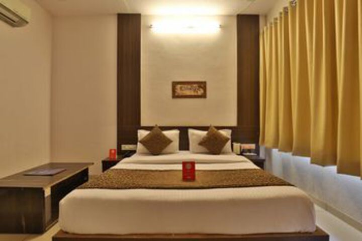 Room 10 of 25