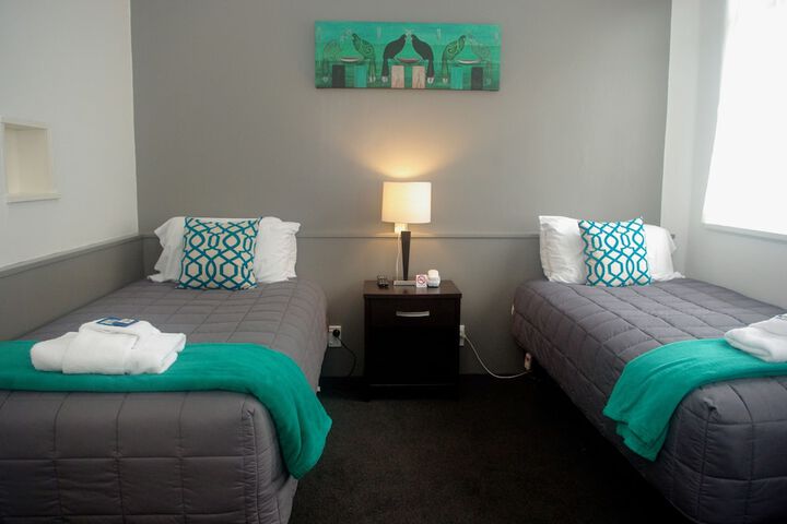 Room 6 of 48
