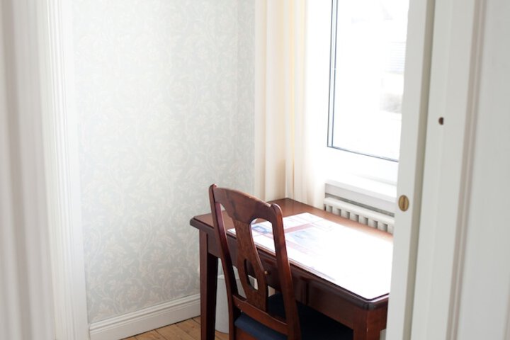 Room 17 of 35