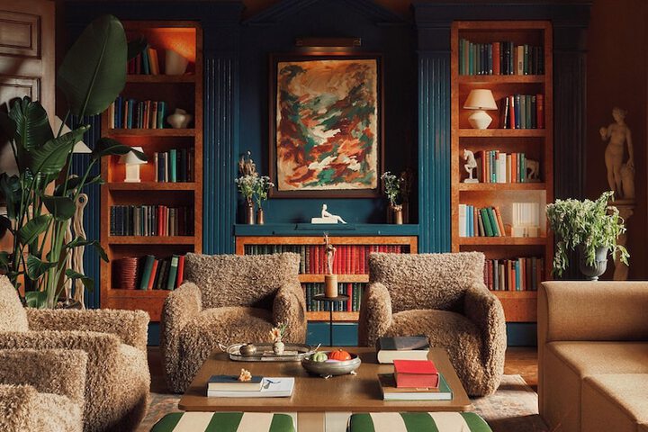 Lounge 65 of 75