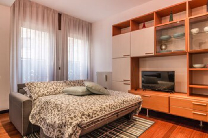 Room 17 of 41