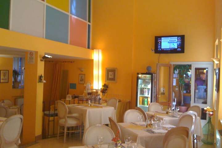 Dining Photos