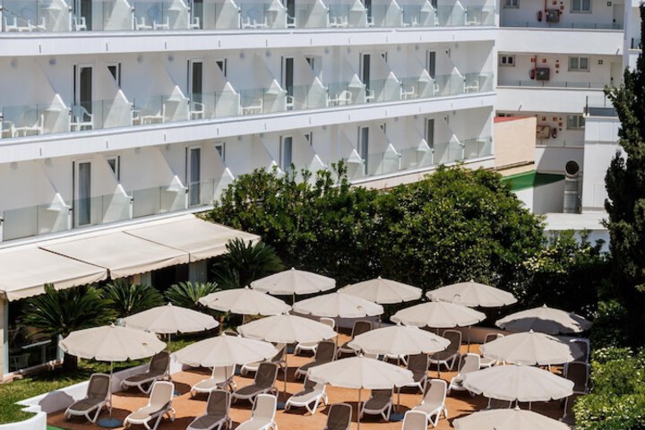 Hotel 145 of 149