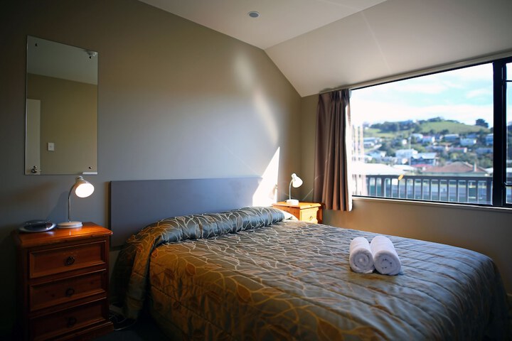 Room 12 of 86