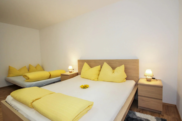 Room 2 of 13