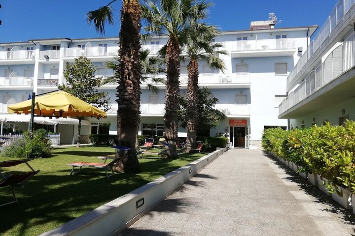 Hotel 36 of 41