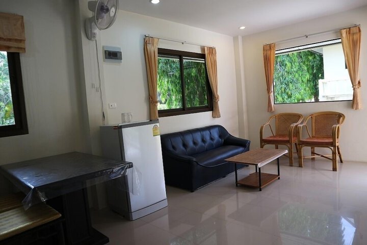 Room 4 of 49