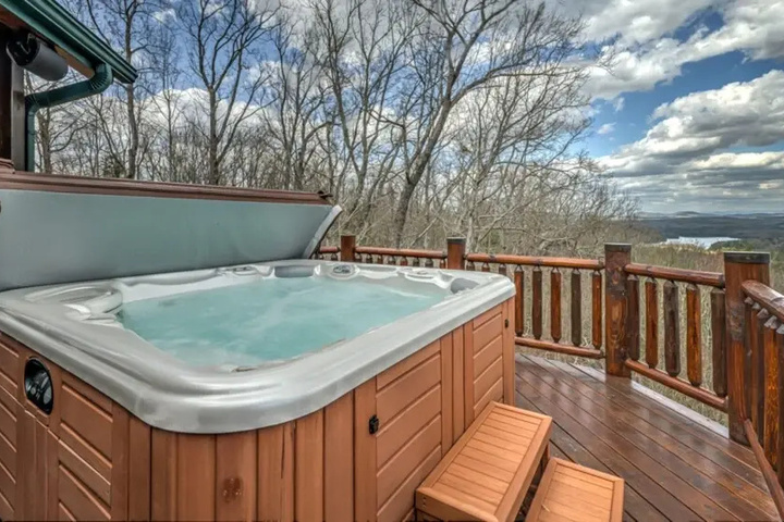 Pool 13 of 22