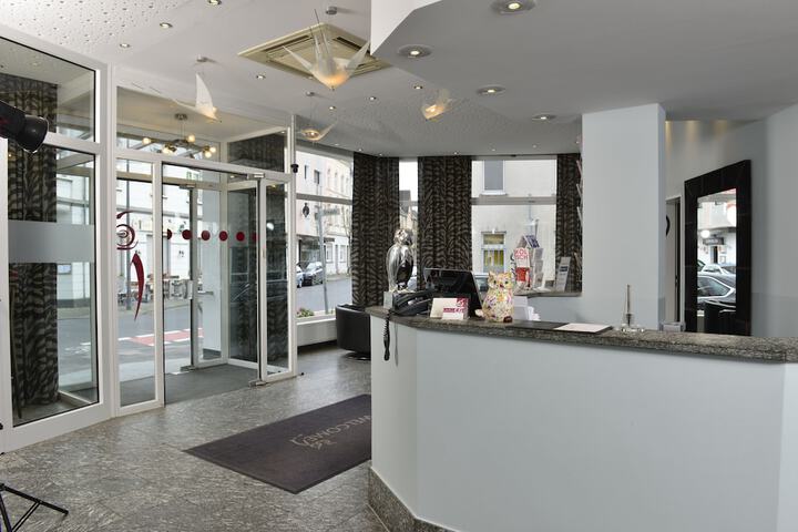 Hotel UHU Garni Köln in Cologne