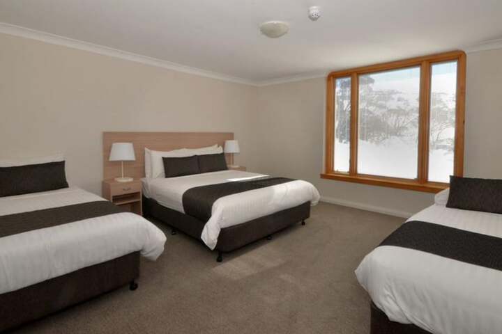 Room 9 of 65