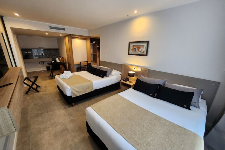 Room 26 of 42