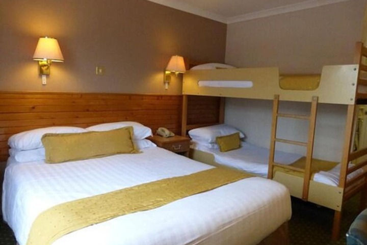 Room 21 of 69