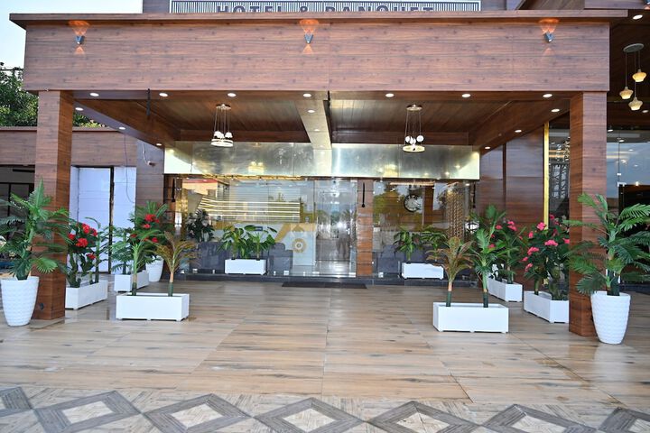 Hotel Interior 111 of 123