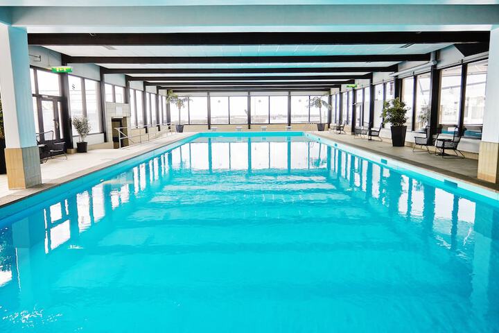 Pool 50 of 59