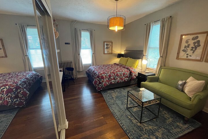 Room 13 of 31