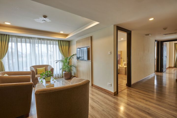Room 41 of 119