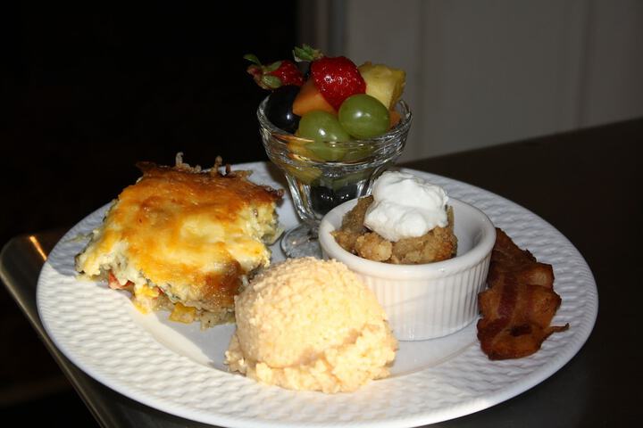Breakfast/Coffee Service 87 of 153