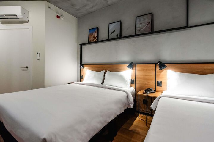 Room 21 of 96